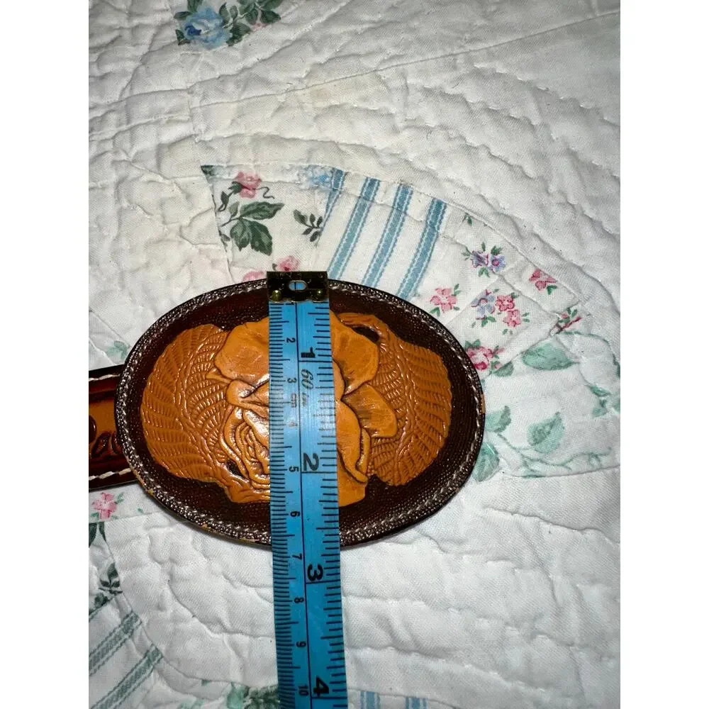VINTAGE UNWORN TONY LAMA COMONCHERO TOOLED LEATHER WESTERN BELT & BUCKLE UNISEX
